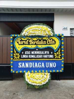 Papan Bunga Duka di Pisugi
