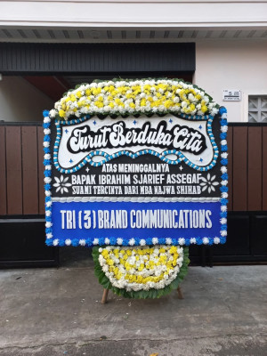 Papan Bunga Duka di Pisugi